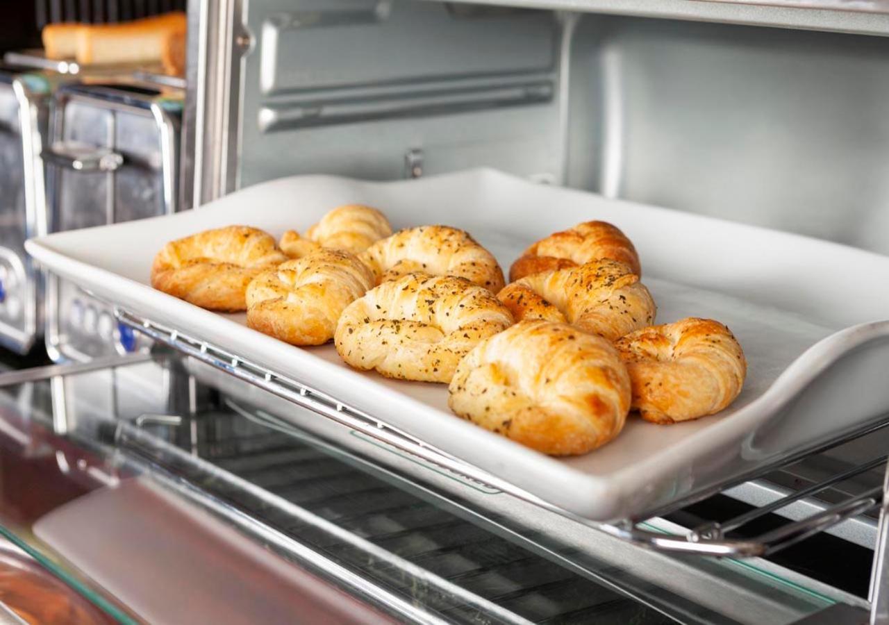 Wyndham San Jose Herradura Hotel Exterior photo Garlic knots